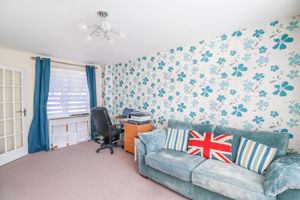 Living Room- click for photo gallery